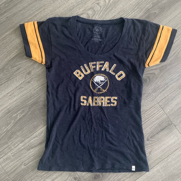 47 Tops - ‘47 brand Buffalo Sabres Hockey “baseball” tee shirt women sized medium